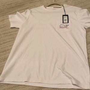 New vineyard vines t-shirt